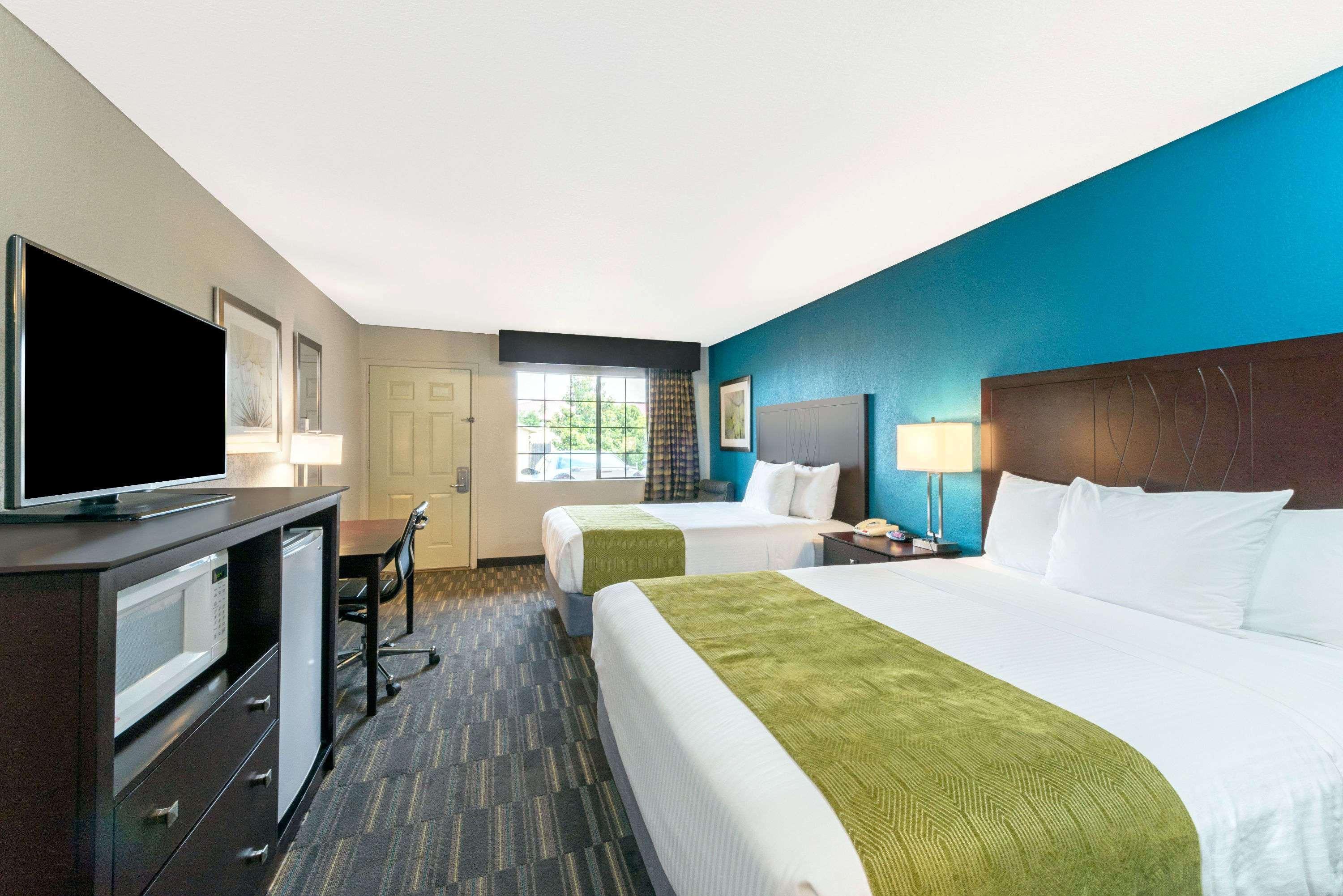 Days Inn By Wyndham Snyder Exteriér fotografie